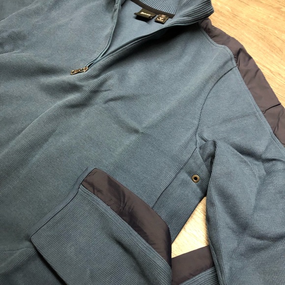 Hugo Boss Sweater size S - Picture 4 of 5